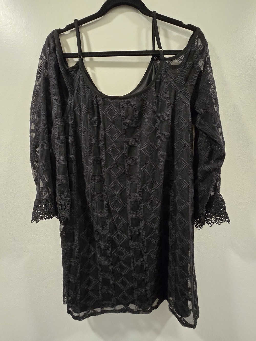 Xhilaration Black Long Sleeve Lace Geometric Tunic Dress -Size L